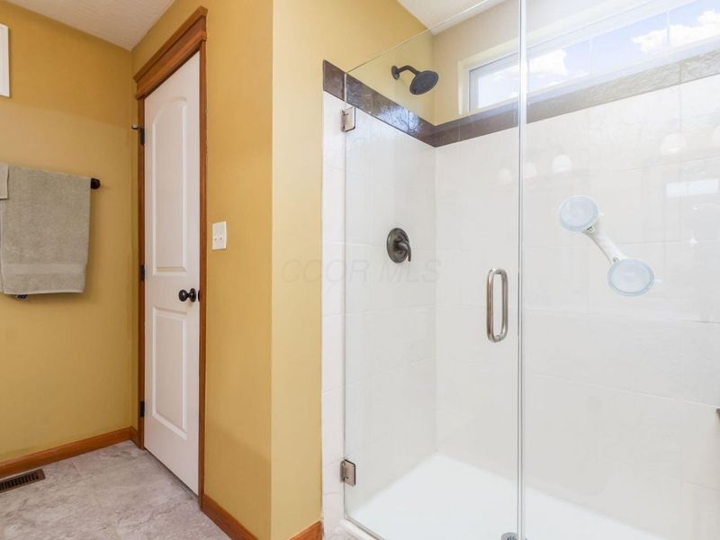 210 Jones Place, Canal Winchester, OH 43110 Photo 16