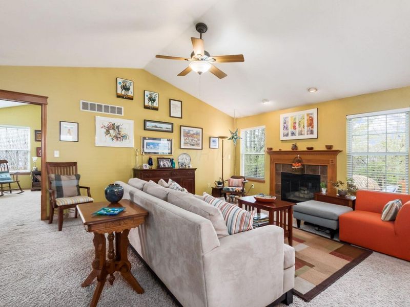 210 Jones Place, Canal Winchester, OH 43110 Photo 5