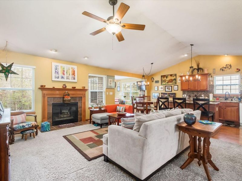 210 Jones Place, Canal Winchester, OH 43110 Photo 6