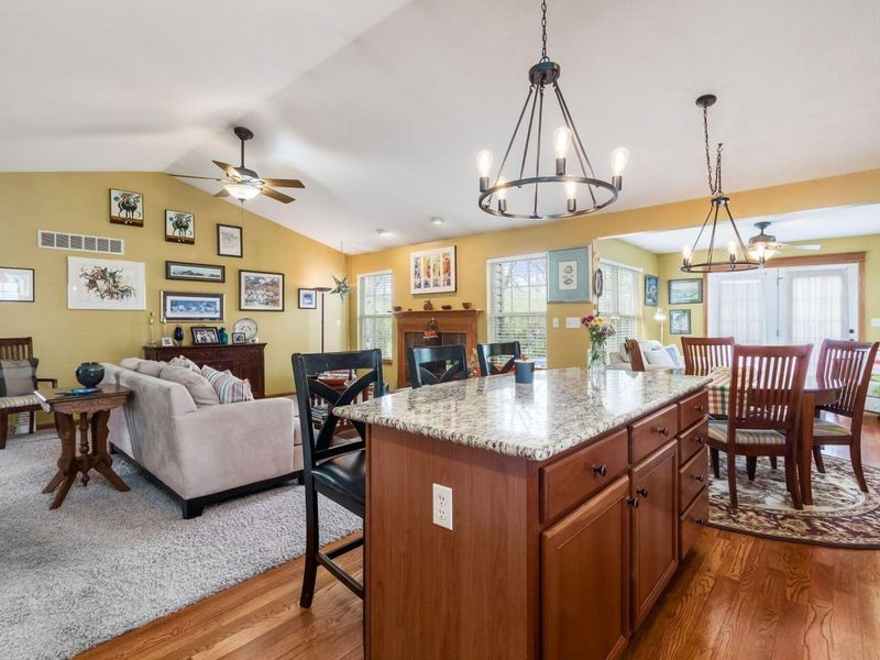 210 Jones Place, Canal Winchester, OH 43110 Photo 7