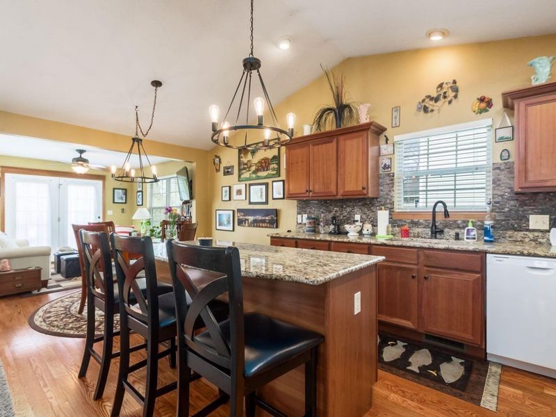 210 Jones Place, Canal Winchester, OH 43110 Photo 9