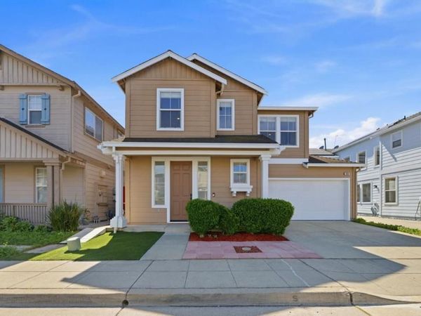 950 Mouton Circle, East Palo Alto, CA 94303