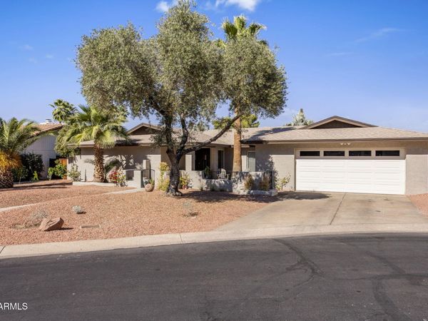 138 W SURREY Avenue, Phoenix, AZ 85029