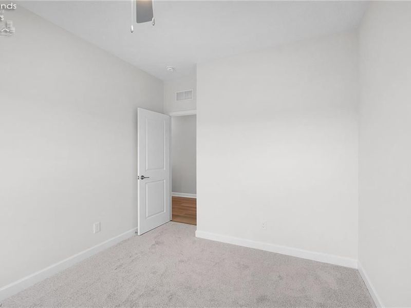 445 Harbor Lane, Lorain, OH 44052 Photo 26