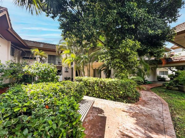 9454 SW 77th Ave , Unit S1, Miami, FL 33156