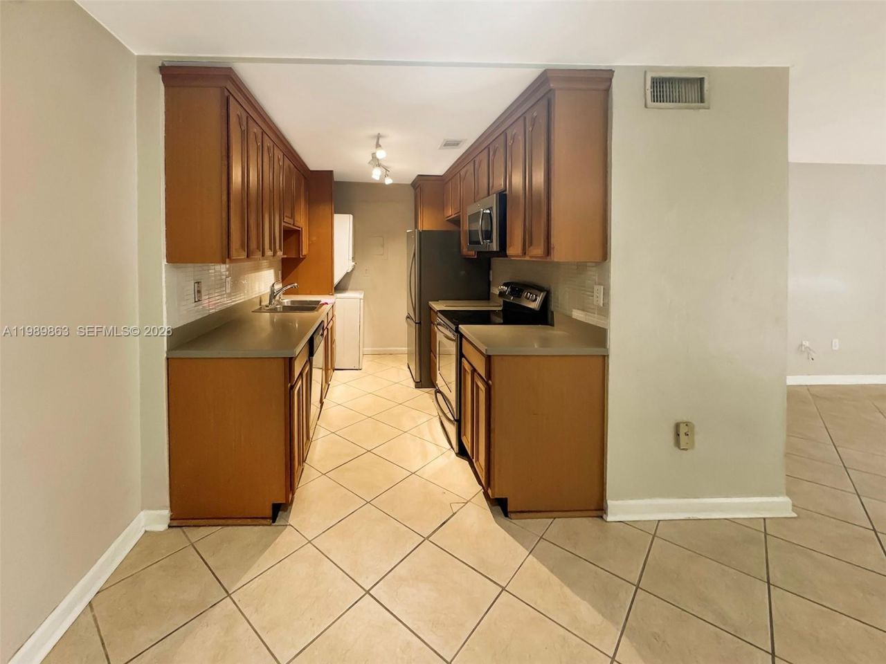 9454 SW 77th Ave, Unit S1, Miami, FL 33156 Photo