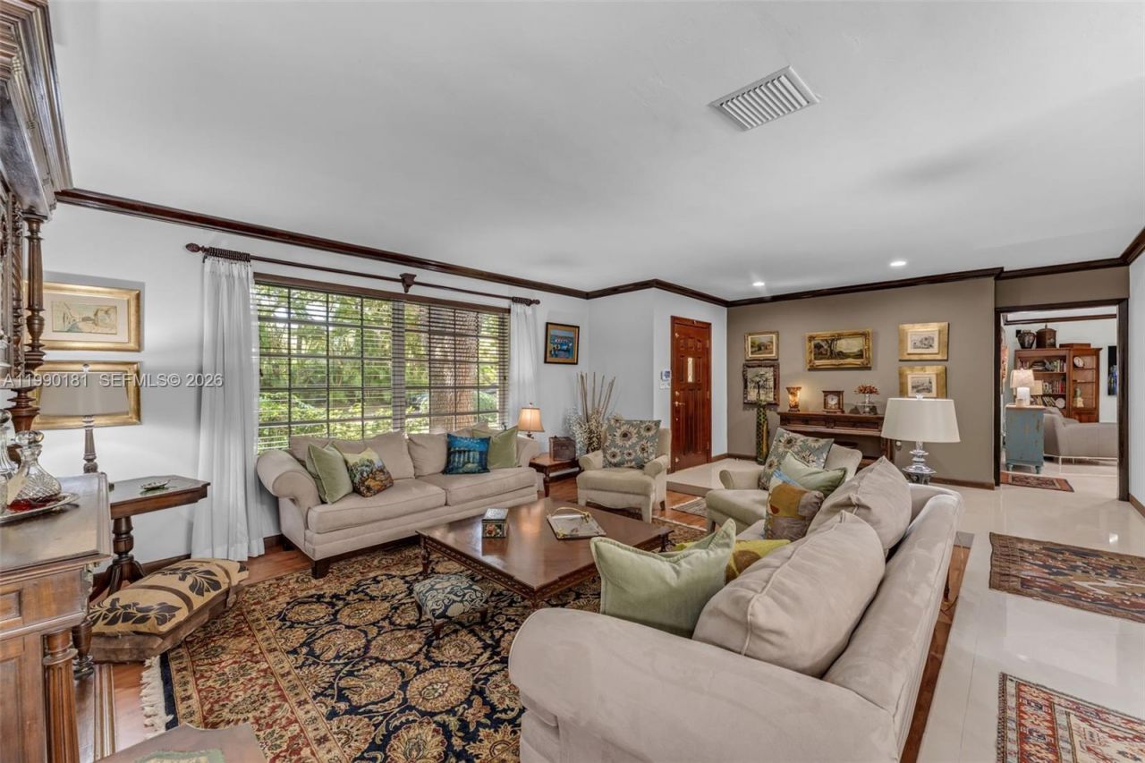 7405 SW 164th St , Palmetto Bay, FL 33157 Photo