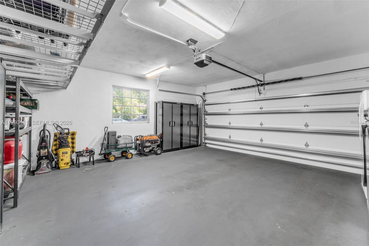 7405 SW 164th St , Palmetto Bay, FL 33157 Photo