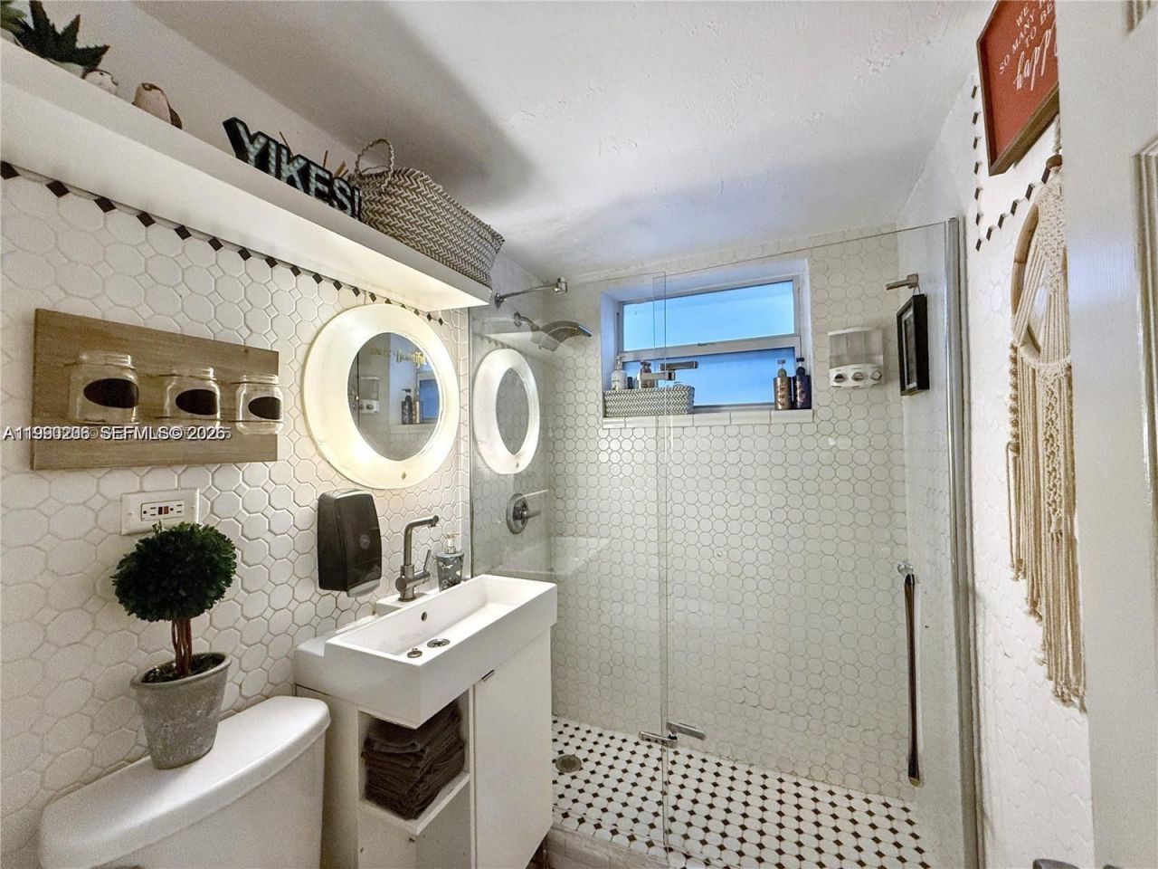 1115 Meridian Ave , Unit 1-1115, Miami Beach, FL 33139 Photo