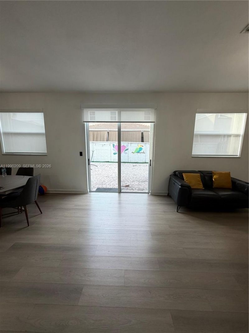 11277 NW 44th Ter, Doral, FL 33178 Photo