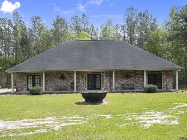 29550 Horseshoe Rd, Independence, LA 70443