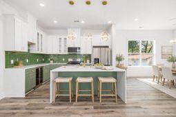 1906 Iris Street photo 4