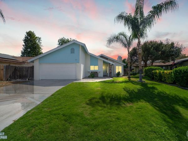 7013 Natchitoches Way, Bakersfield, CA 93309