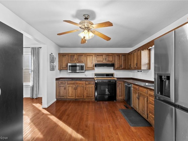 249 W 42nd Street, Shadyside, OH 43947 Photo 16