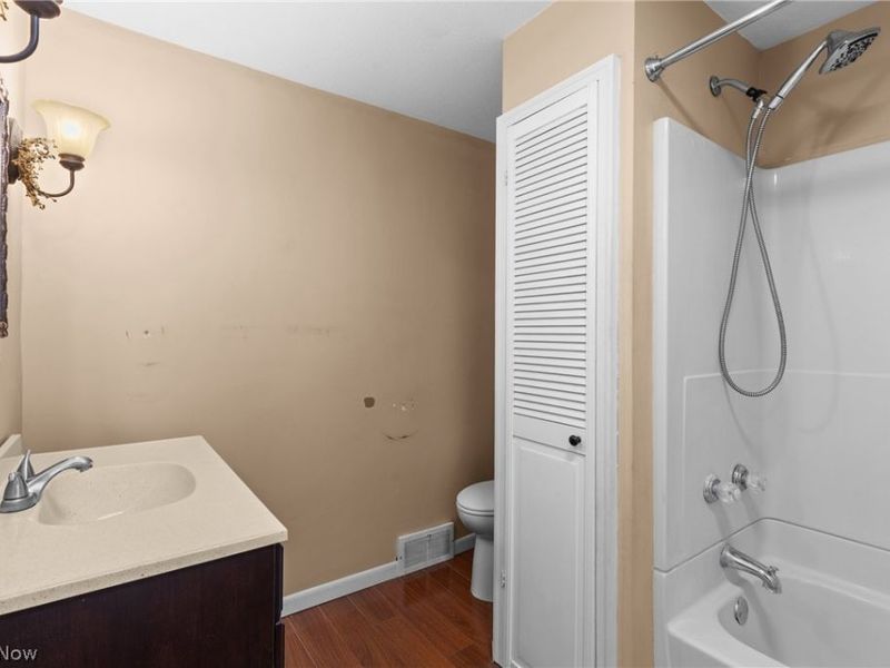 249 W 42nd Street, Shadyside, OH 43947 Photo 21