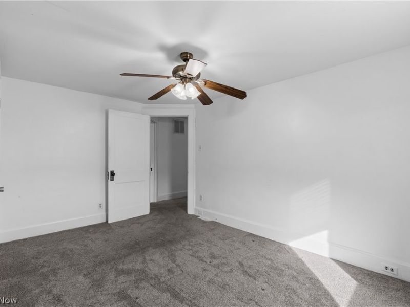 249 W 42nd Street, Shadyside, OH 43947 Photo 26