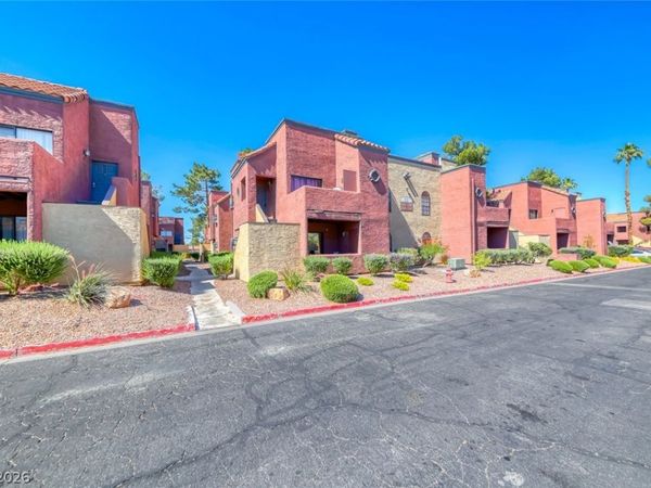 4050 Pacific Harbors Drive, Unit 245, Las Vegas, NV 89121