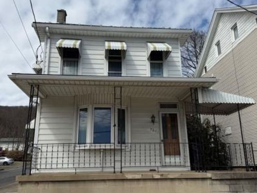 701 E Grand Avenue, Tower City, PA 17980 Main Photo