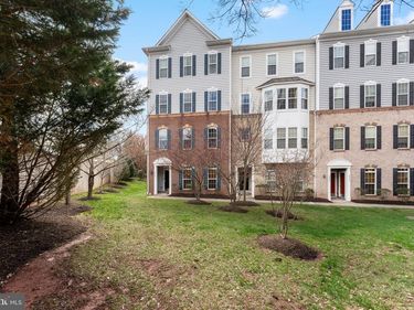 9541 CHANCELLORSVILLE LANE, MANASSAS, VA 20110