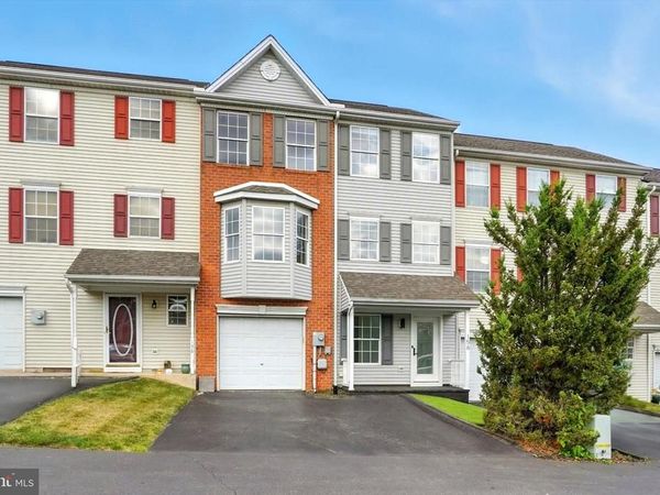 156 COUNTRY RIDGE DRIVE, RED LION, PA 17356