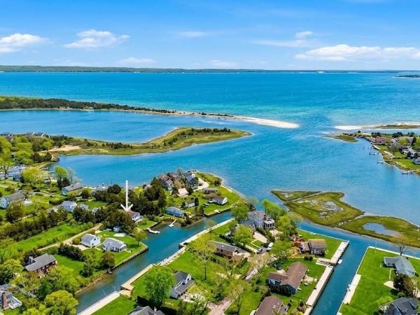 470 Windy Point Lane, Southold, NY 11971