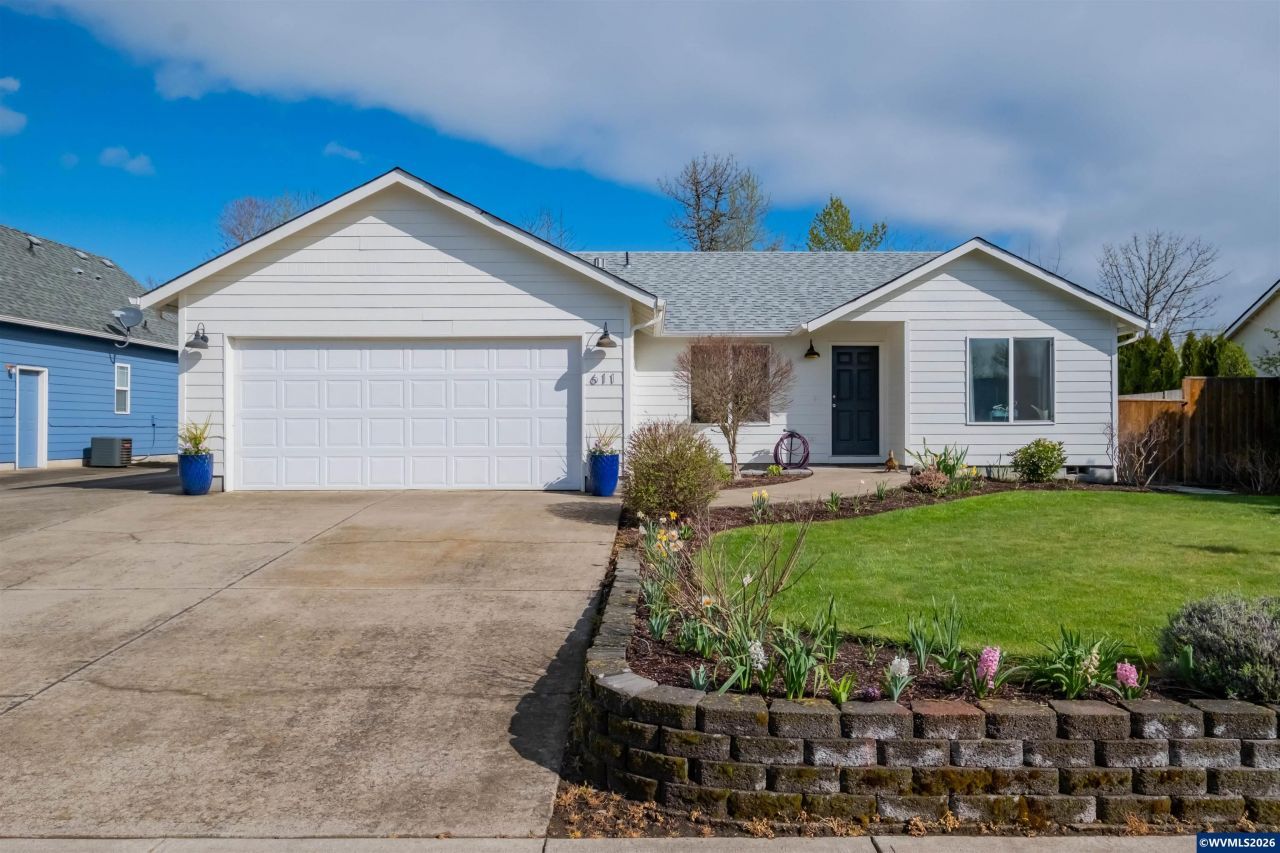 611 Hobson St, Stayton, OR 97383 Main Photo