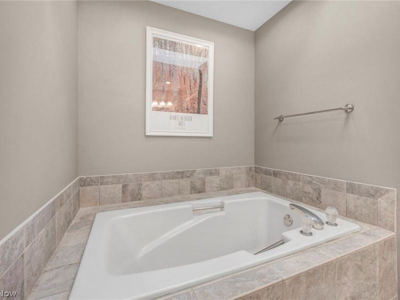 7360 Arbor Glen Place, Concord Township, OH 44060 Photo 21