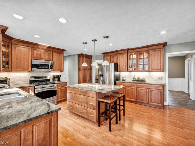 7360 Arbor Glen Place, Concord Township, OH 44060 Photo 8