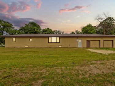 13454 750th Street, Blooming Prairie, MN 55917