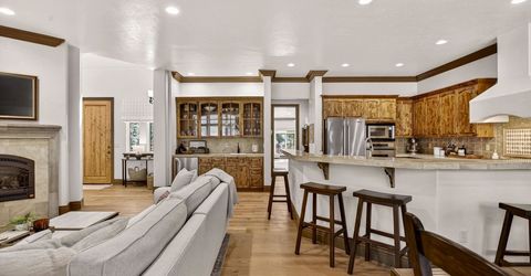 48 Foxglenn Drive, Lake Almanor, CA 96137 Photo