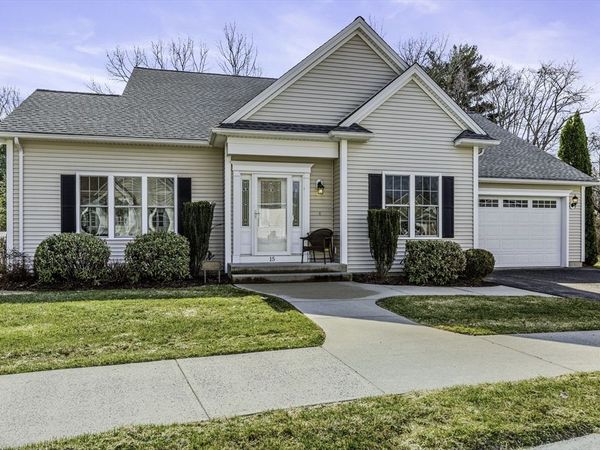 15 Cedar Ridge, Unit 1, Wilbraham, MA 01095