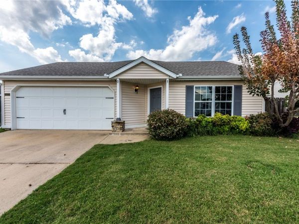 1137 Holland Drive , Fayetteville, AR 72704