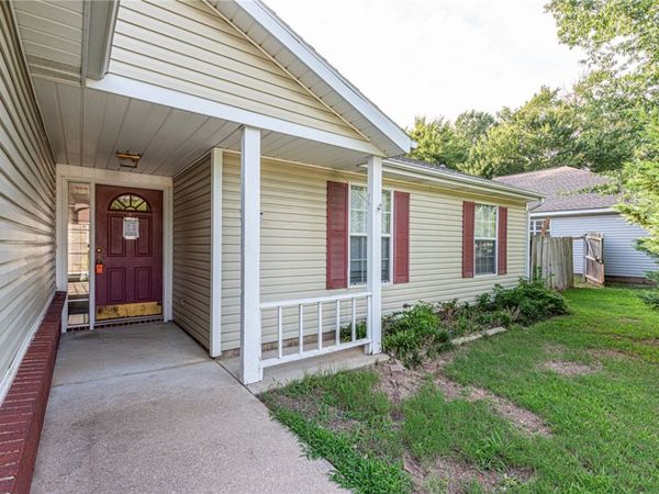 1473 Greenleaf Drive , Fayetteville, AR 72704