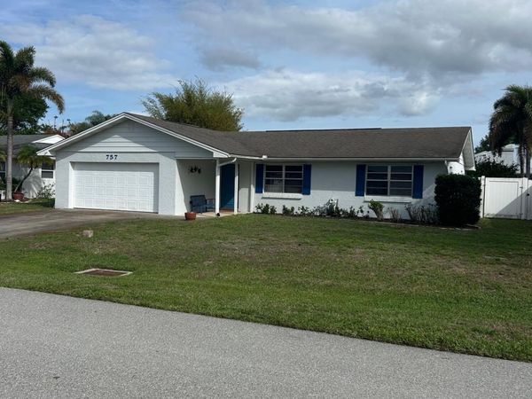 757 NE Maranta Terrado, Jensen Beach, FL 34957