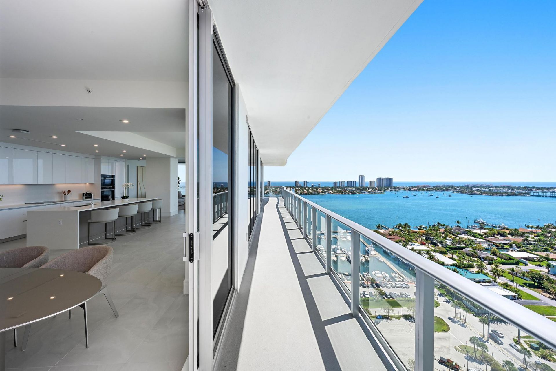 220 Lake Shore Drive, Unit 2212, Lake Park, FL 33403 Photo