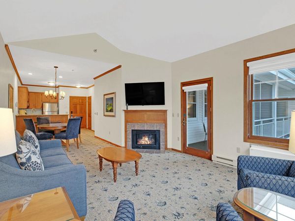 101 Osthoff Ave, Unit 387, Elkhart Lake, WI 53020