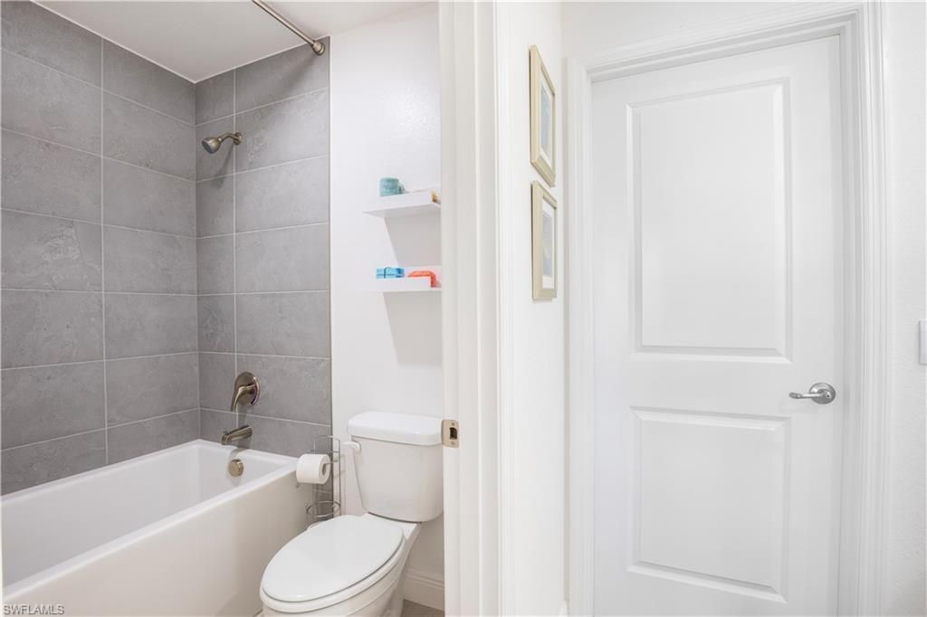 10530 Fountain Palm Cir, Bokeelia, FL 33922 Photo