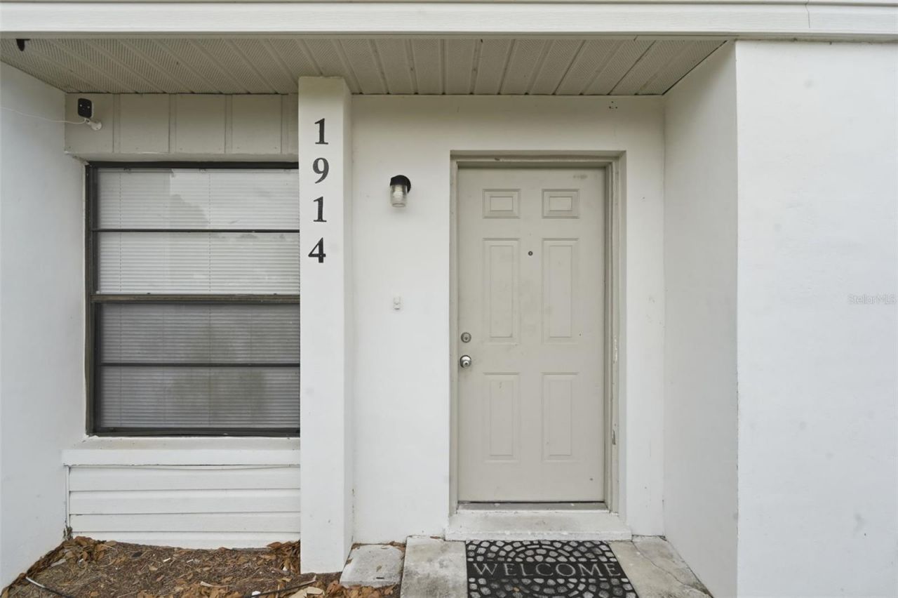 1912-1918 Crystal Grove Drive , Lakeland, FL 33801 Photo