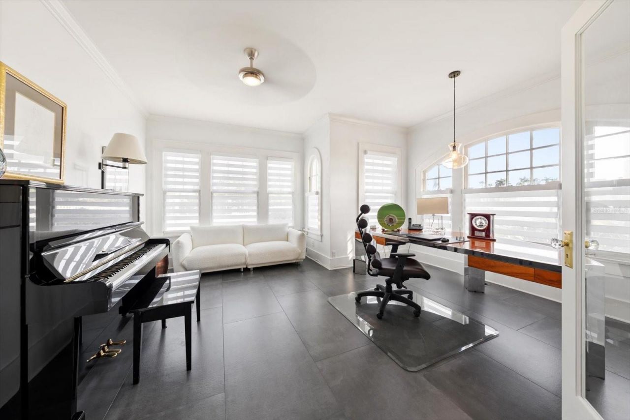 2050 Coffee Pot Boulevard Ne, Saint Petersburg, FL 33704 Photo