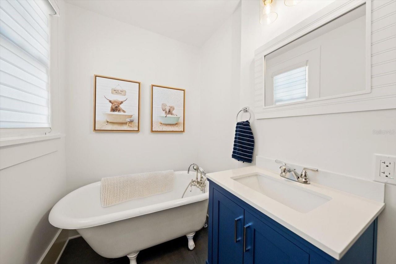 2050 Coffee Pot Boulevard Ne, Saint Petersburg, FL 33704 Photo