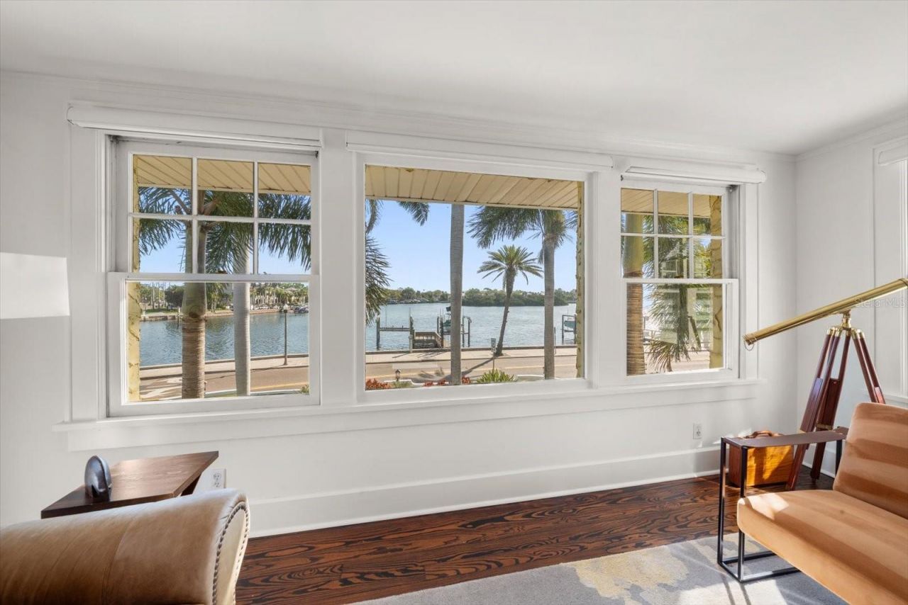 2050 Coffee Pot Boulevard Ne, Saint Petersburg, FL 33704 Photo