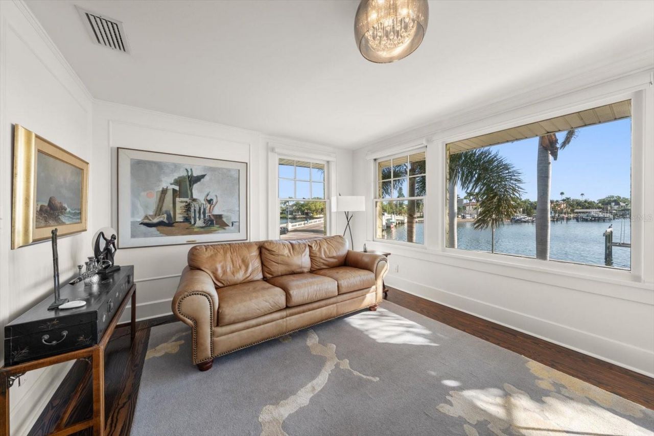 2050 Coffee Pot Boulevard Ne, Saint Petersburg, FL 33704 Photo