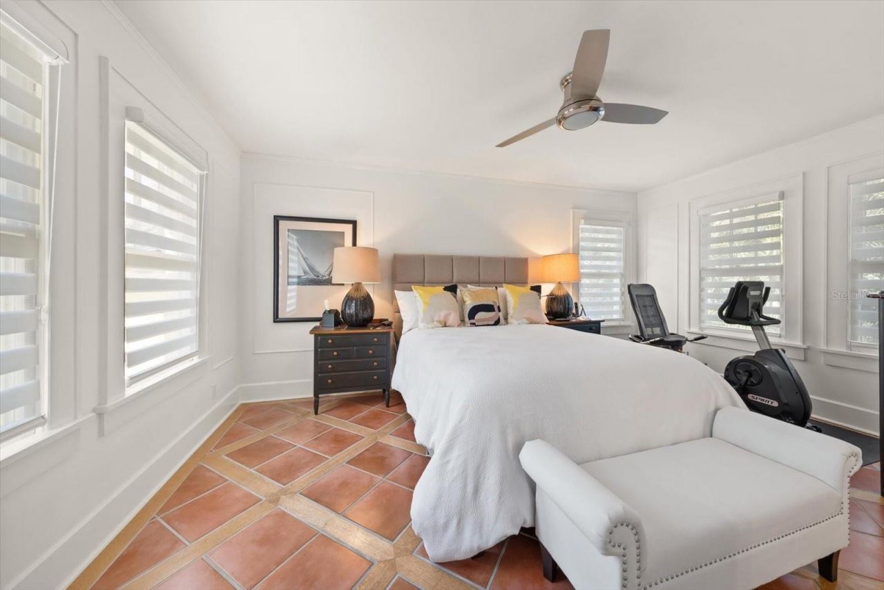 2050 Coffee Pot Boulevard Ne, Saint Petersburg, FL 33704 Photo