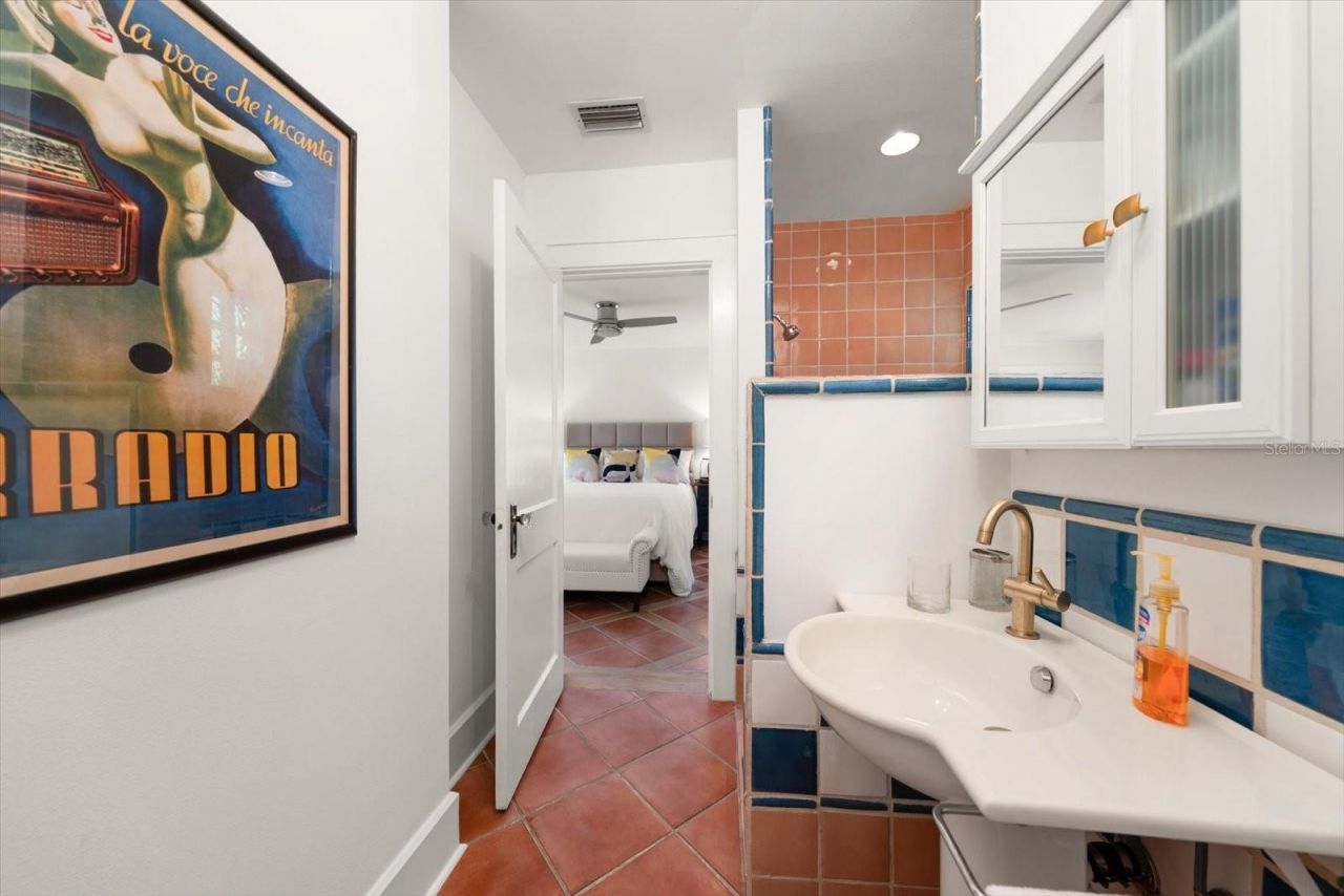 2050 Coffee Pot Boulevard Ne, Saint Petersburg, FL 33704 Photo