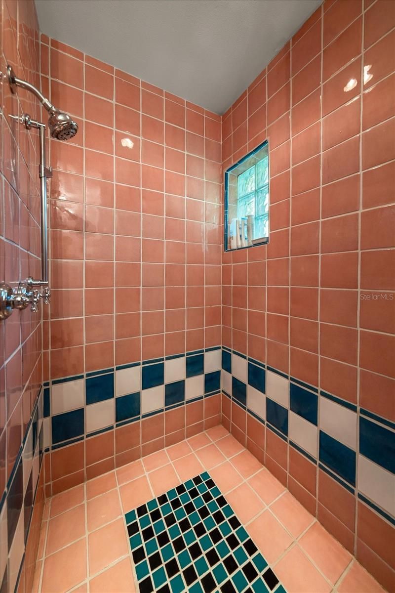 2050 Coffee Pot Boulevard Ne, Saint Petersburg, FL 33704 Photo