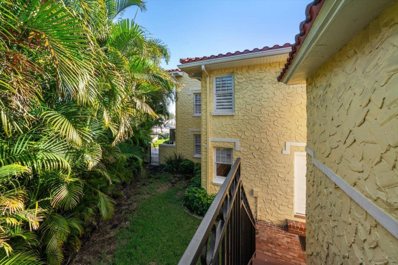 2050 Coffee Pot Boulevard Ne, Saint Petersburg, FL 33704 Photo