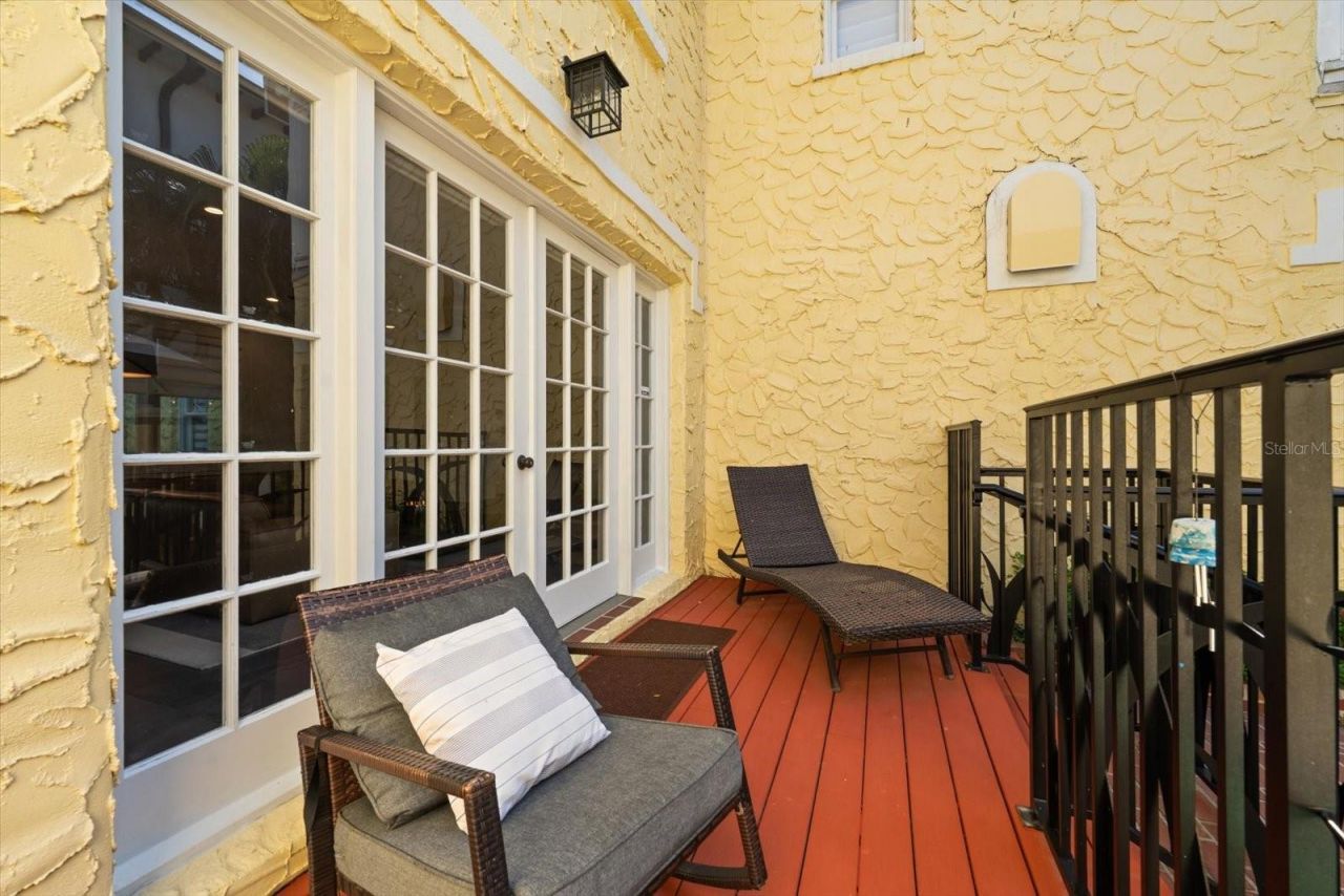 2050 Coffee Pot Boulevard Ne, Saint Petersburg, FL 33704 Photo