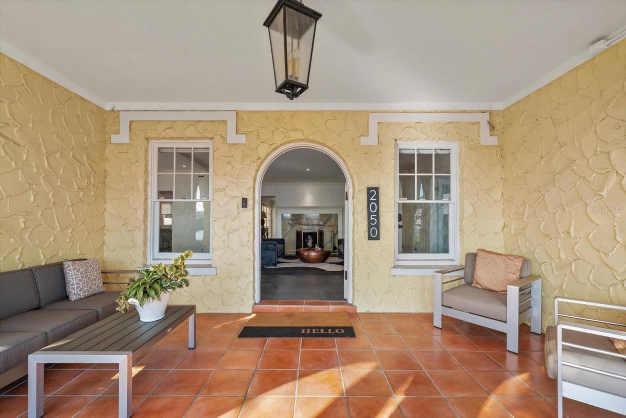 2050 Coffee Pot Boulevard Ne, Saint Petersburg, FL 33704 Photo