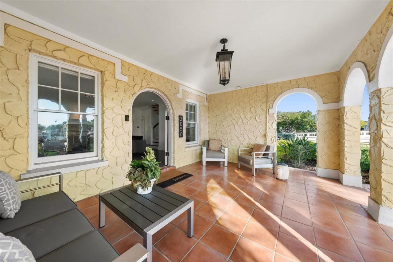 2050 Coffee Pot Boulevard Ne, Saint Petersburg, FL 33704 Photo