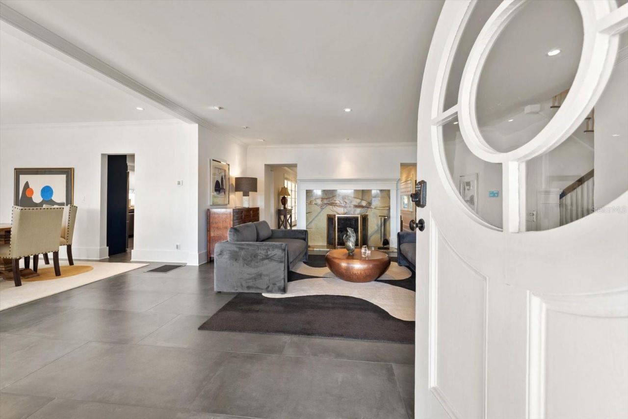 2050 Coffee Pot Boulevard Ne, Saint Petersburg, FL 33704 Photo